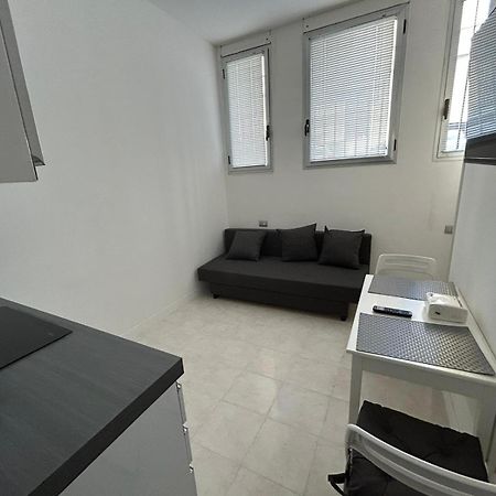 Elegant Studio Milán Exterior foto